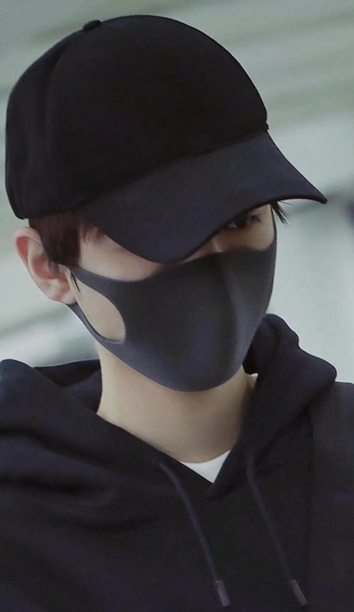 ảnh con trai khẩu trang đen nam tính