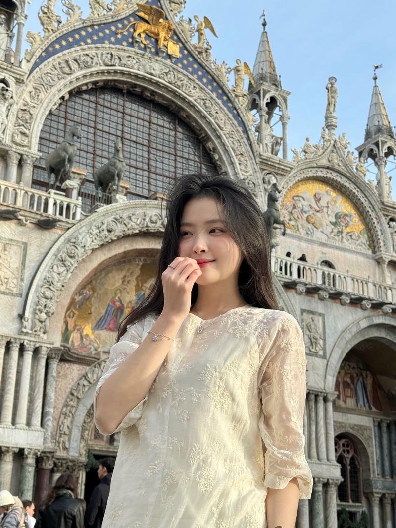 ảnh gái xinh 2k2 phong cách