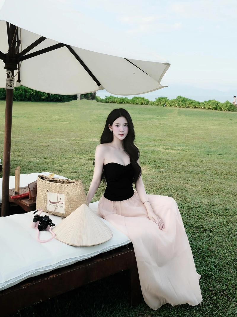 ảnh hot girl tóc dài đẹp nổi bật