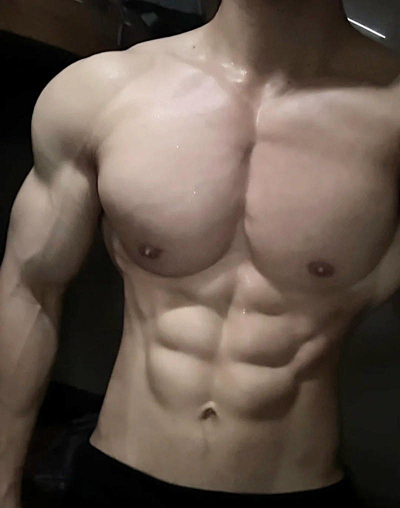 ảnh trai 6 múi thể thao