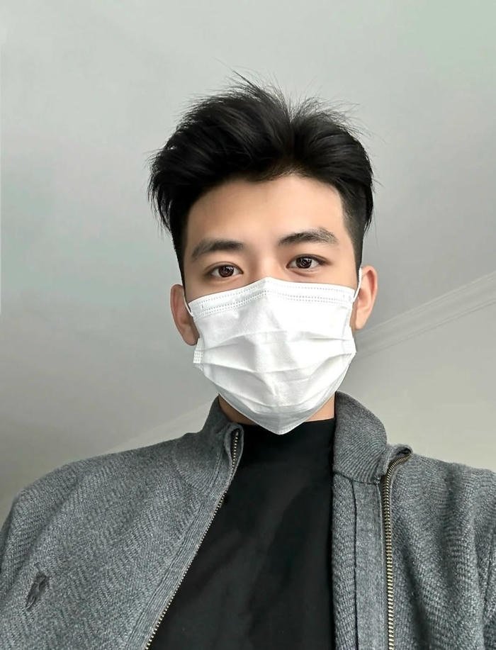 ảnh trai đẹp đeo khẩu trang thần thái