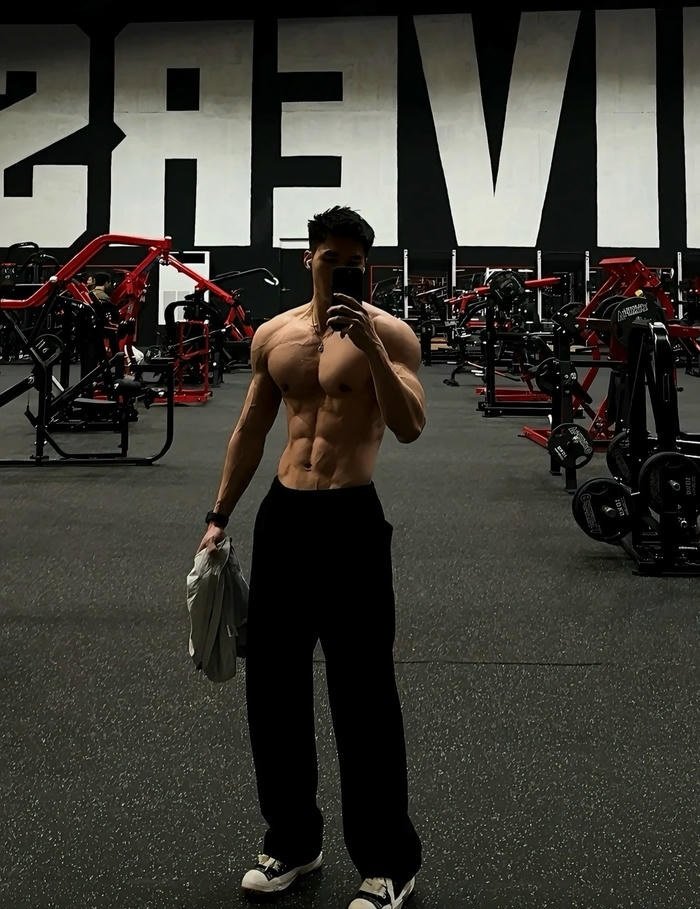 ảnh trai tập gym body đẹp