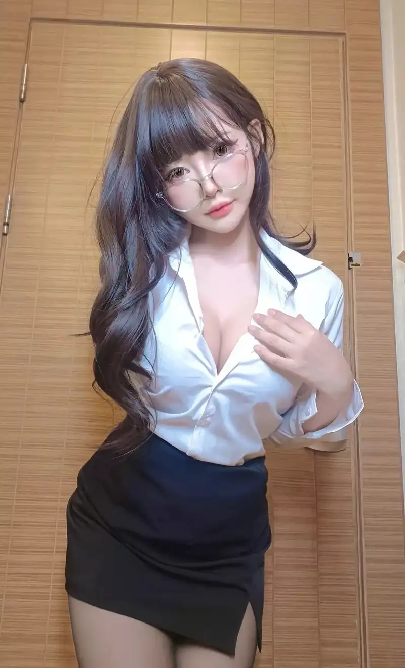 cosplay thư ký quyến rũ