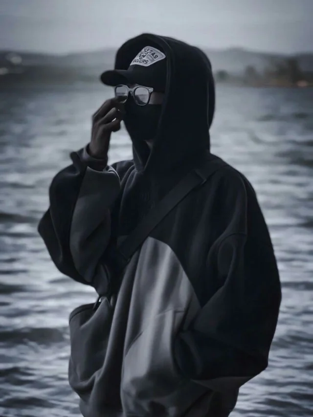 125+ Ảnh con trai đeo khẩu trang đen với nét đẹp bí ẩn