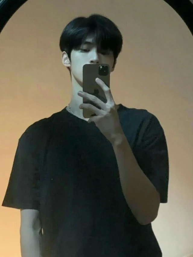 102+ Ảnh trai chụp trước gương đẹp trai vô số tội