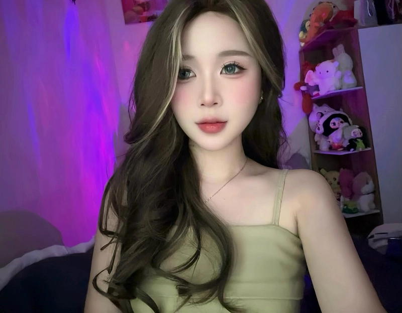 gái xinh 2k nhuộm tóc