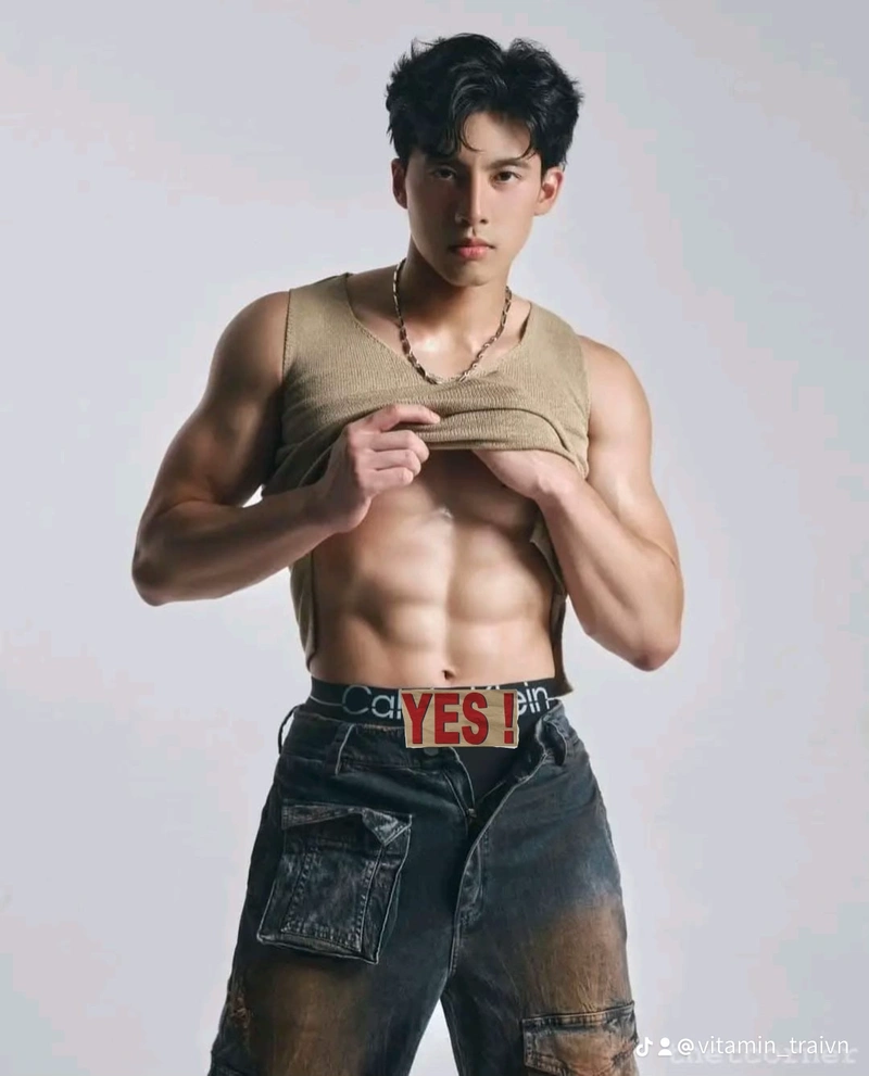 hình ảnh trai 6 múi