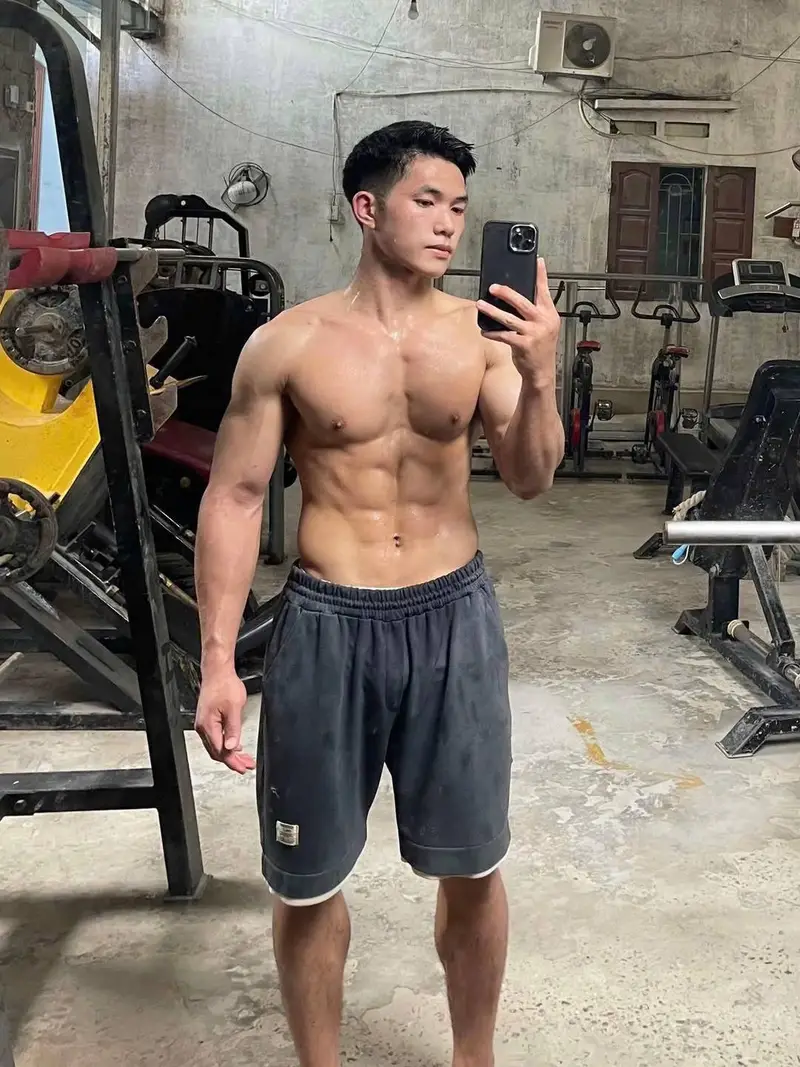 hình trai đẹp 6 múi