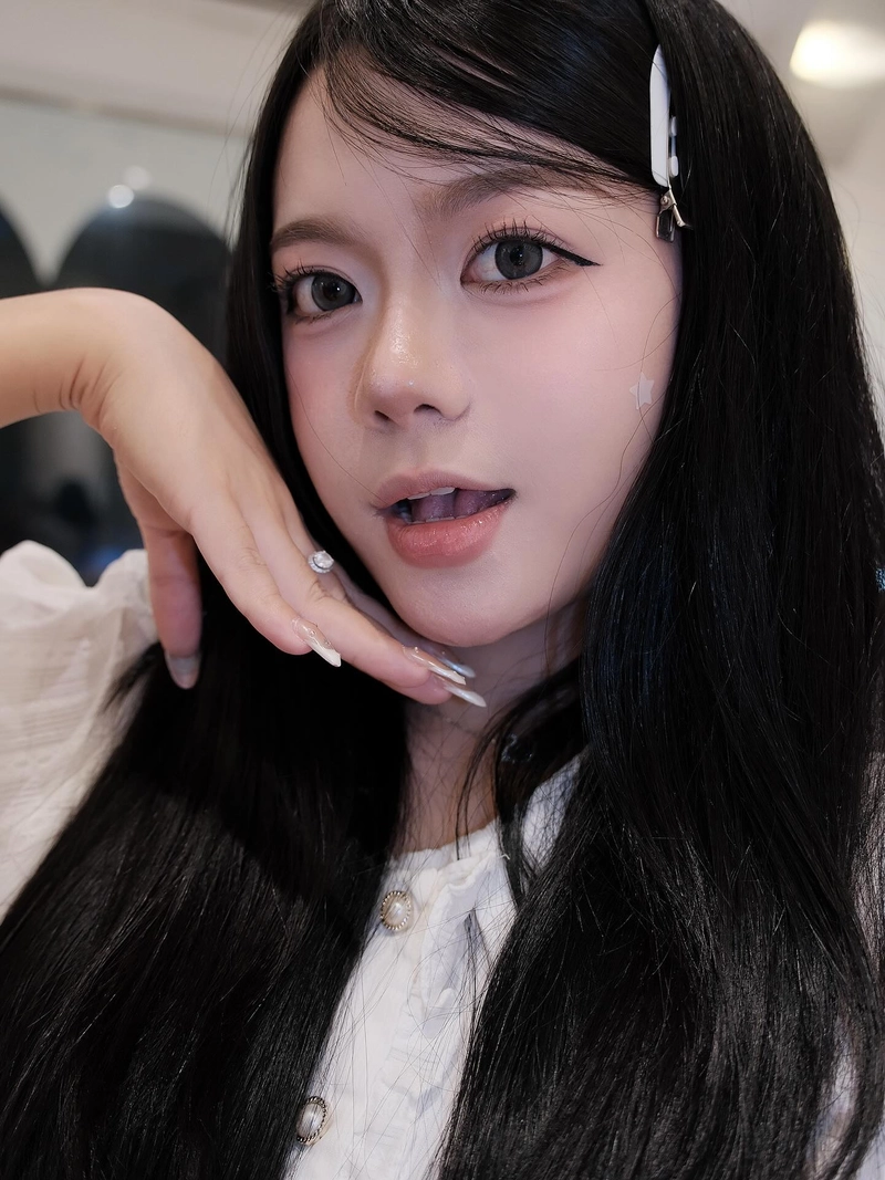 hot girl 2k5 tóc dài