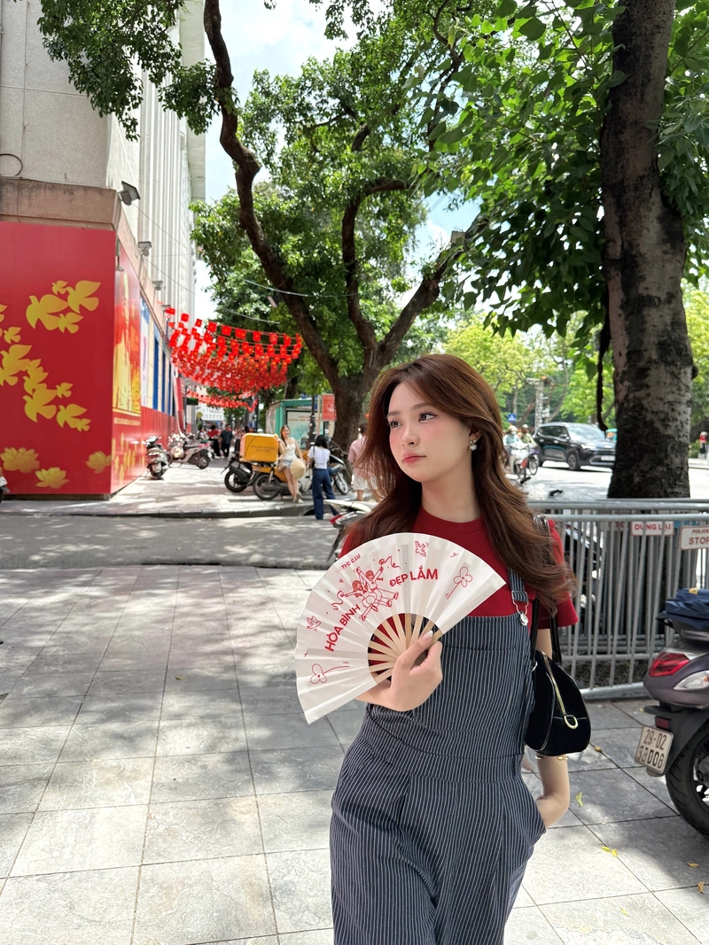 hot girl 9x nổi bật