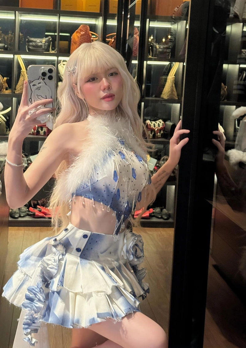 phương ly bikini 8