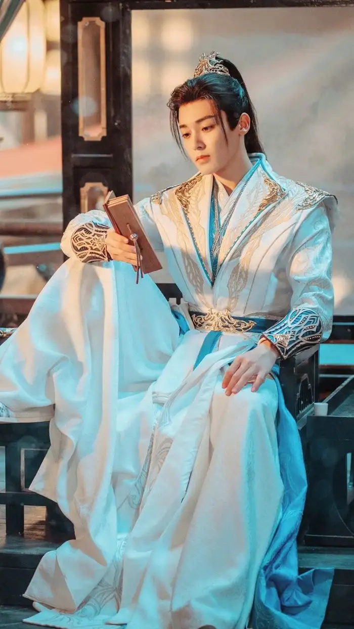 phượng tù hoàng cosplay 19