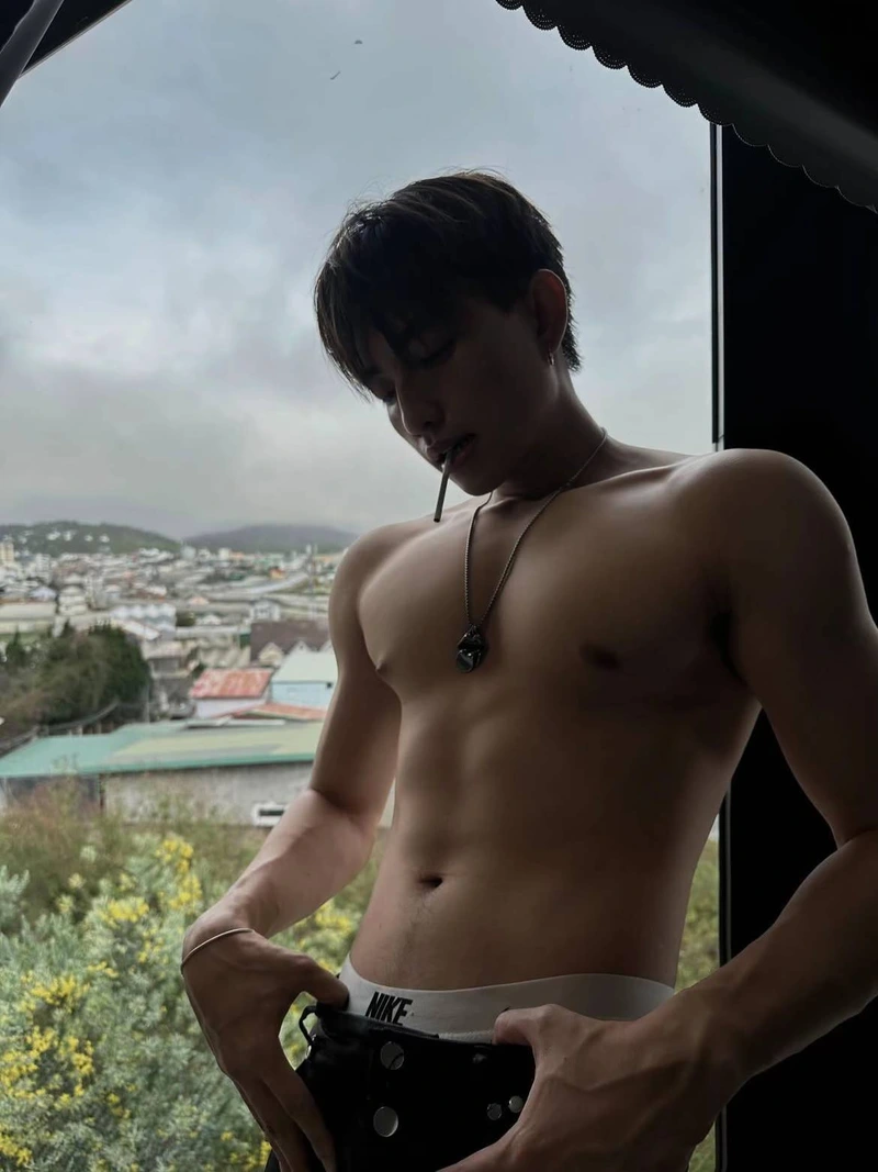 trai đẹp ngầu 6 múi