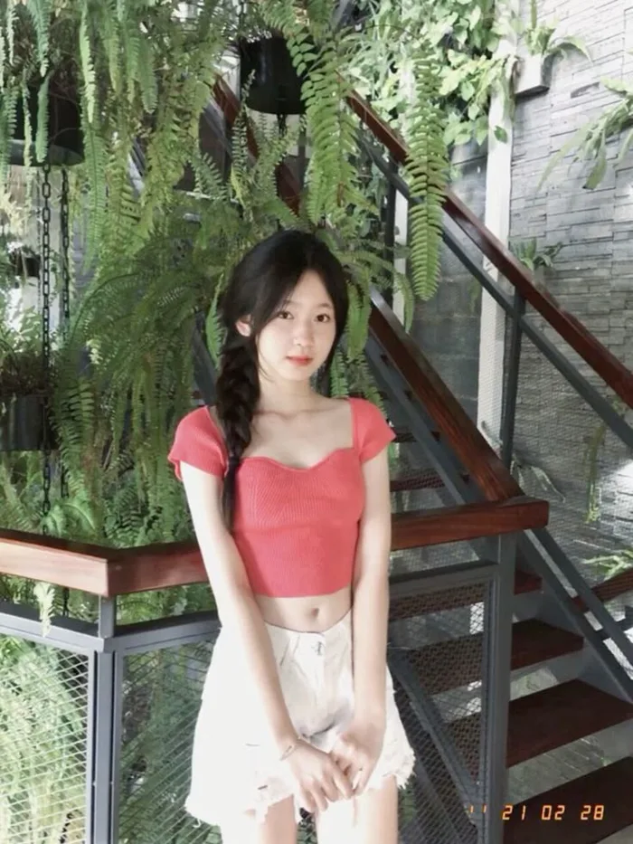 ảnh gái lớp 8 22