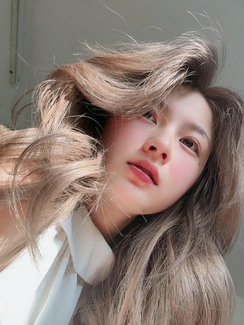 ảnh gái tóc dài cấp 3