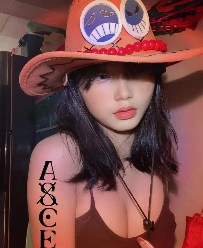 cosplay ace d portgas