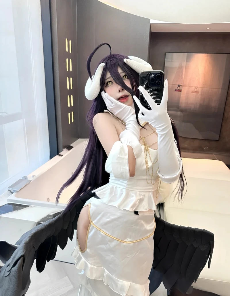 cosplay albedo 1