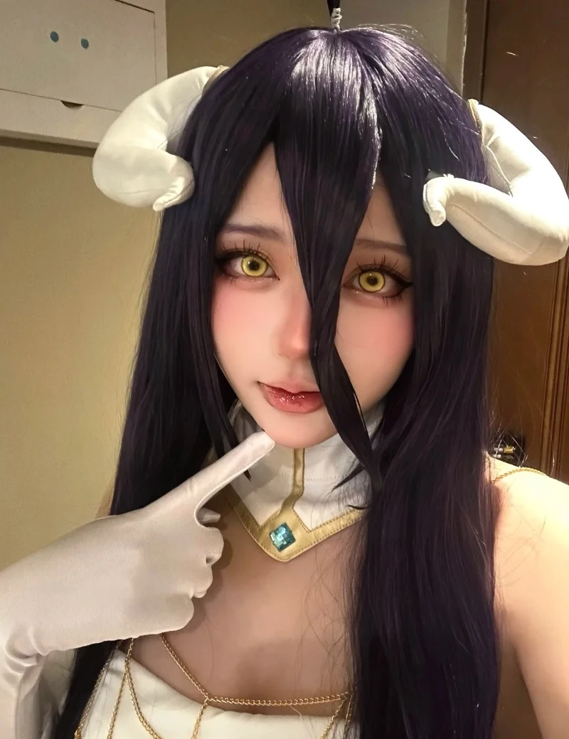 cosplay albedo 13