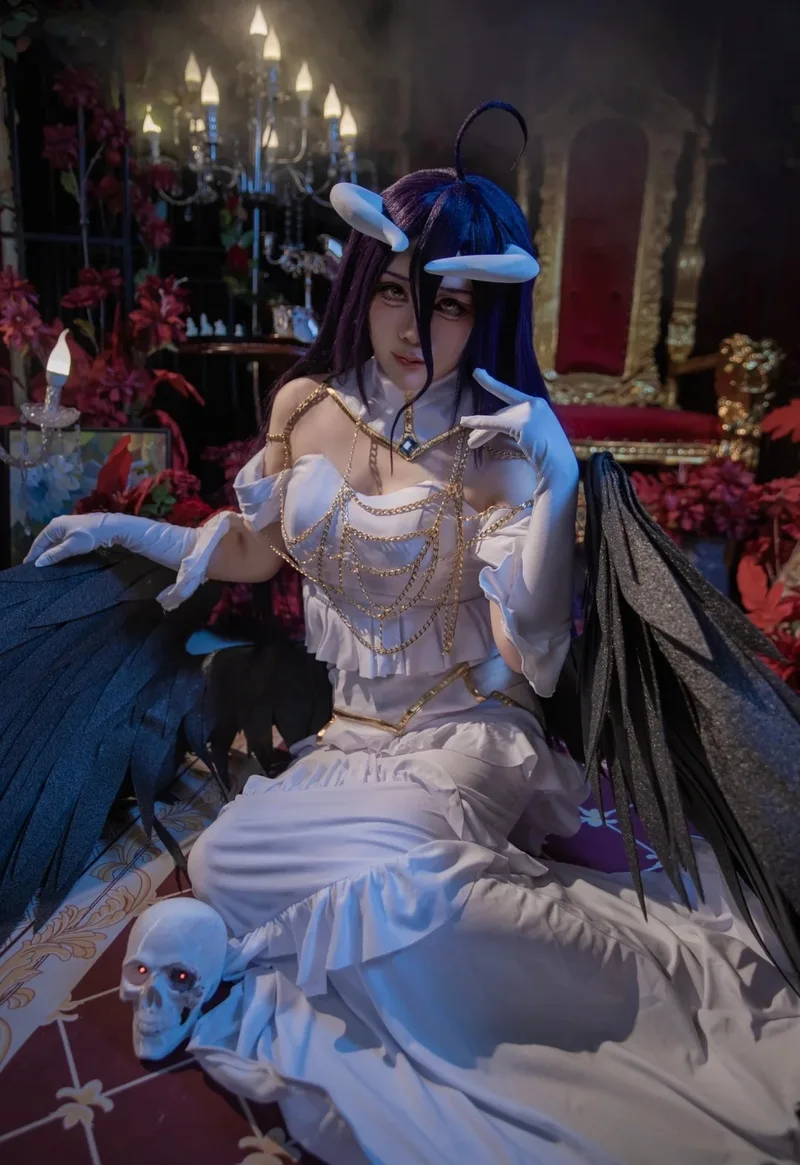 cosplay albedo 8