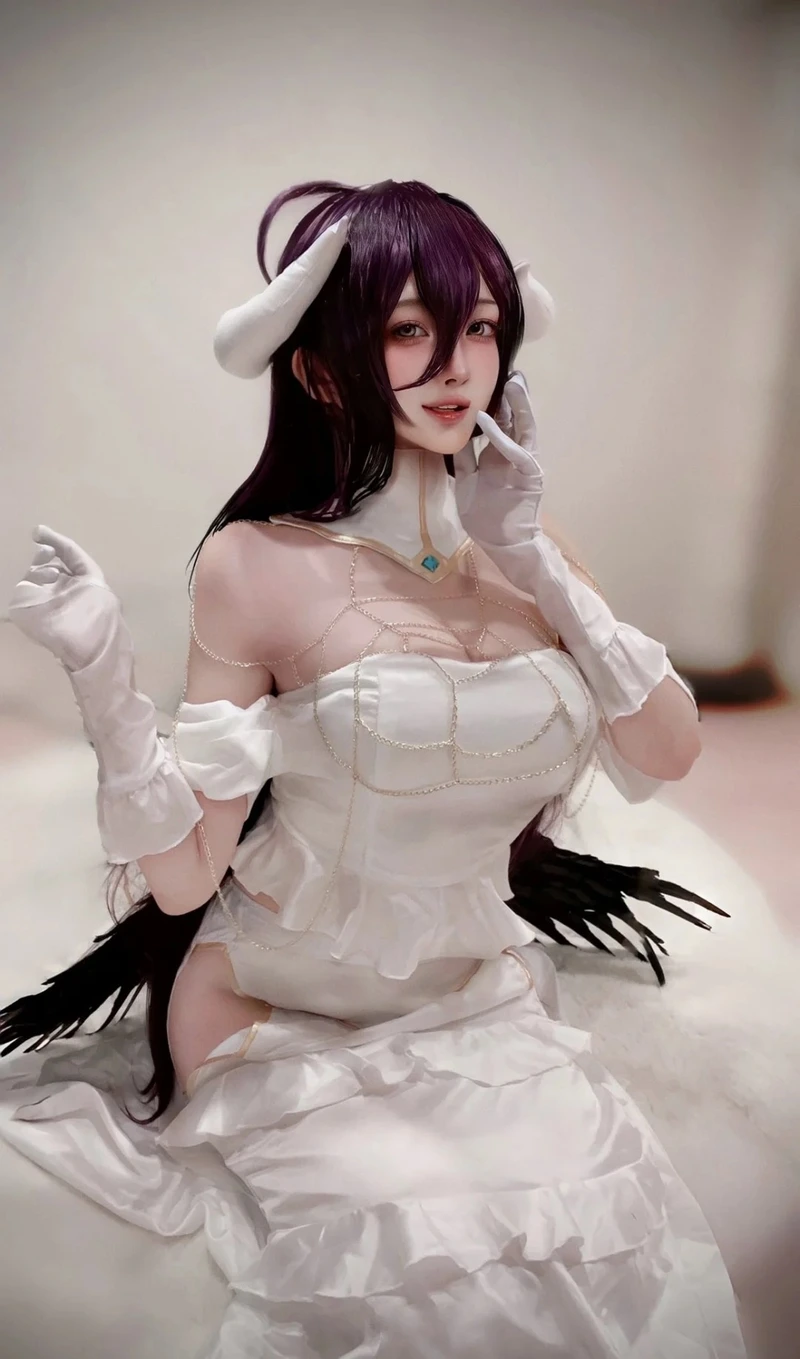 cosplay albedo