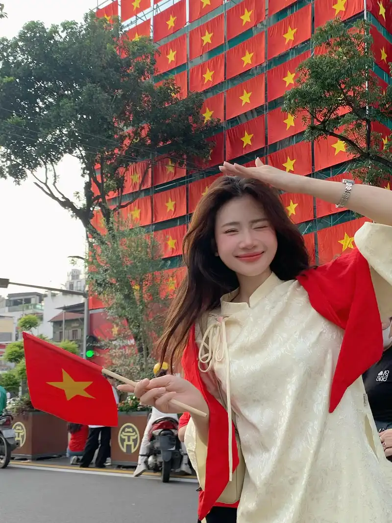 gái đẹp 2k7