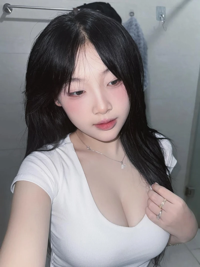 gái xinh 2k4 30