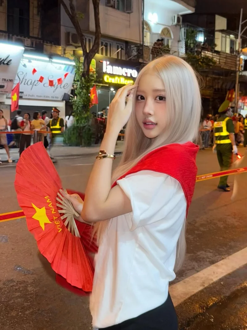 gái xinh 2k4 5