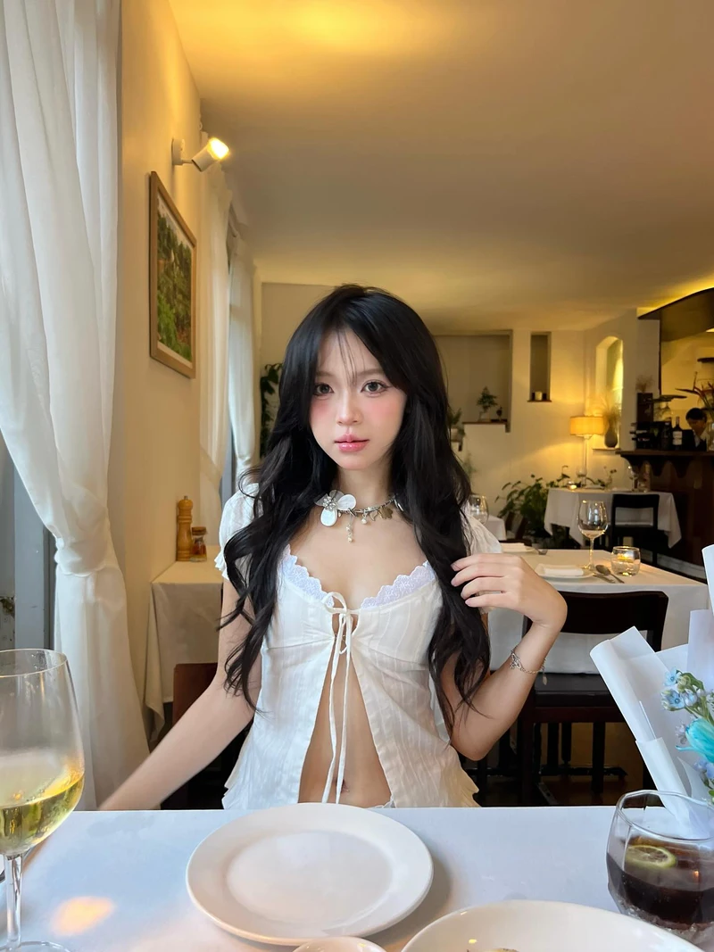 gái xinh 2k7 9
