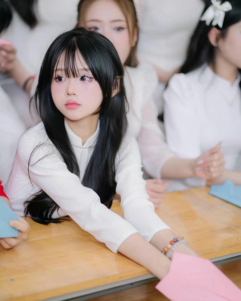 hình ảnh gái lớp 9