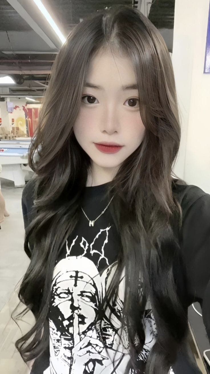 hình ảnh gái tuổi trẻ