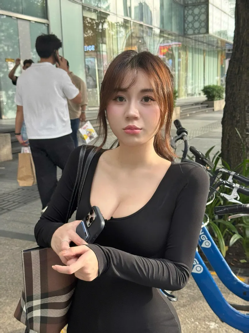 hot girl 2k2 1