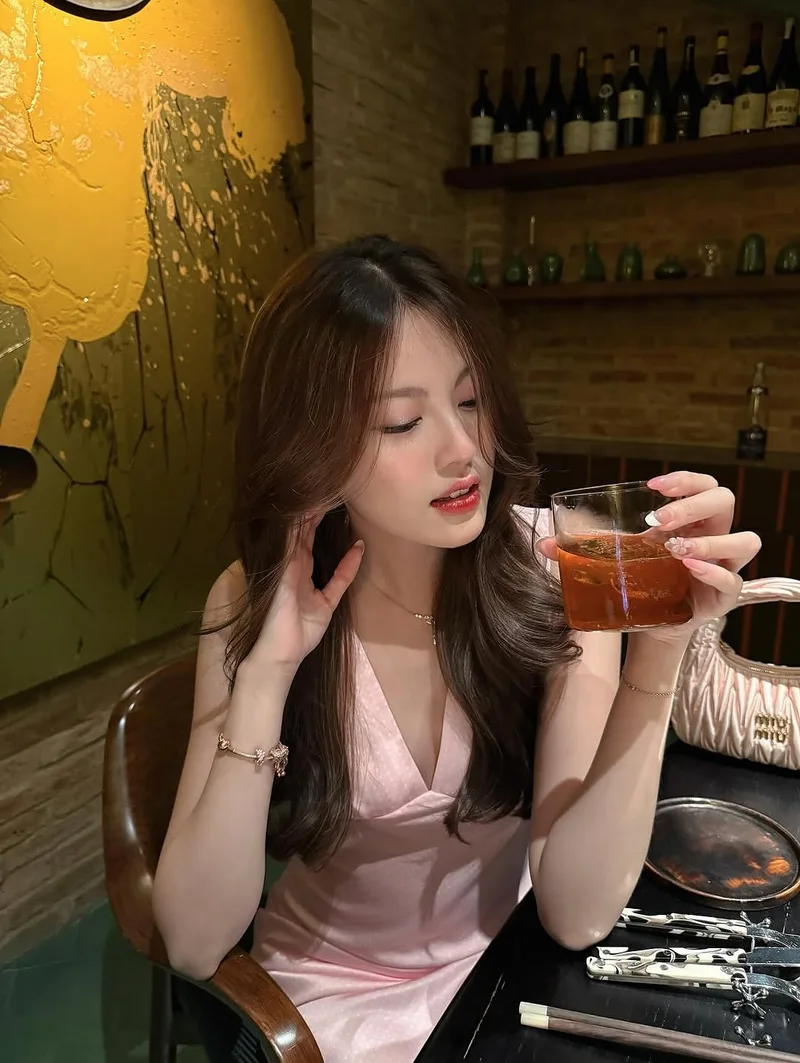 hot girl 2k2 3