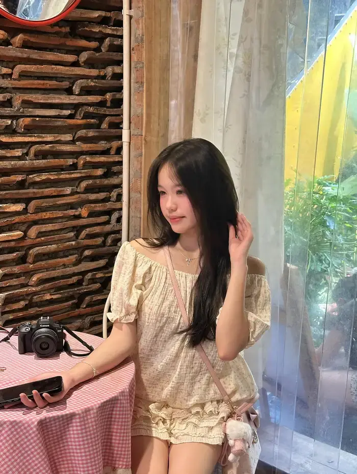 hot girl lớp 7 14