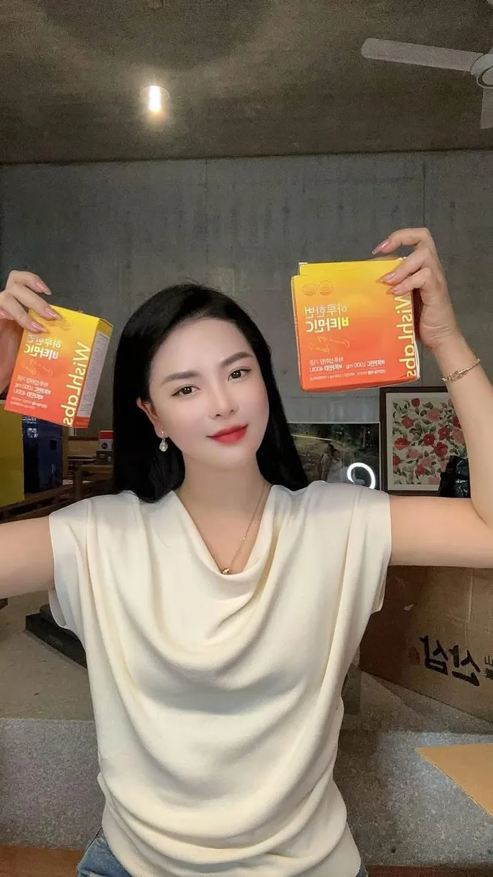 hot girl nguyễn hoàng mai ly 13