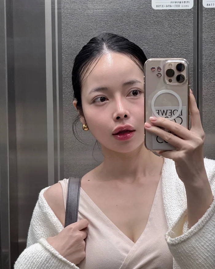 hot girl nguyễn hoàng mai ly 24