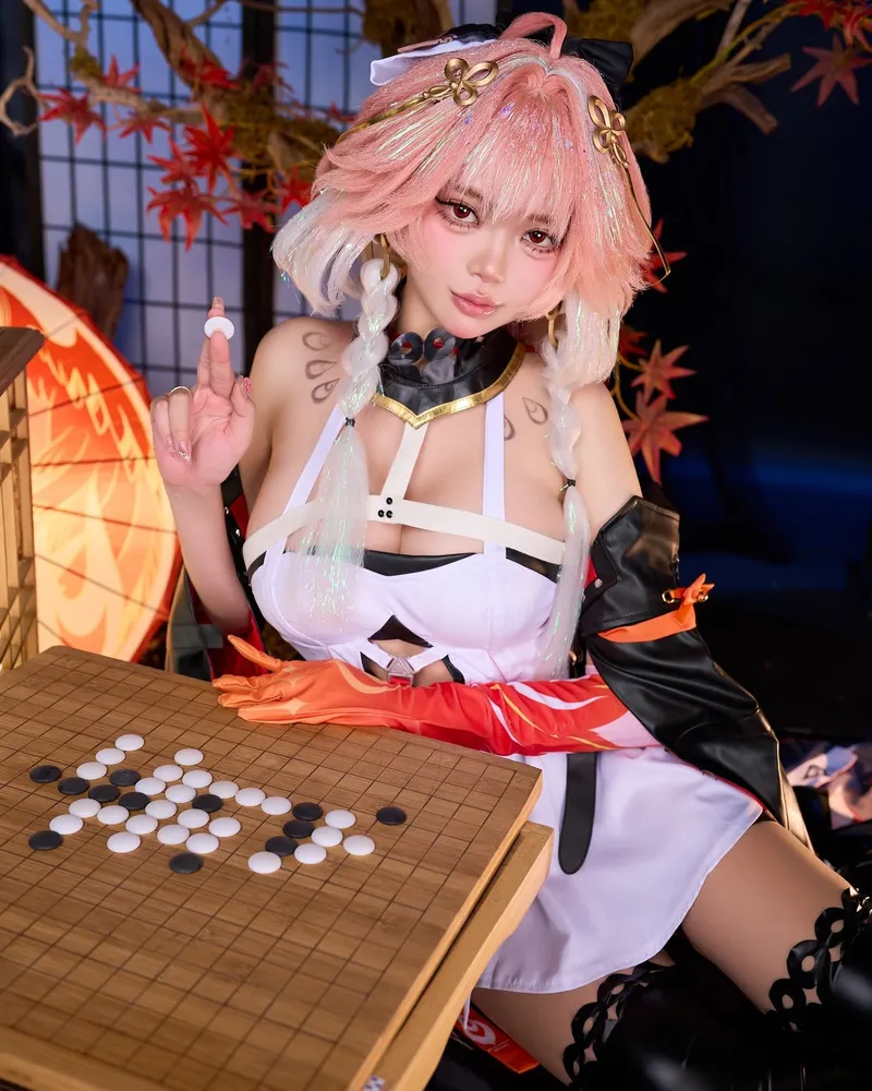 zinie quỳnh cosplay 9