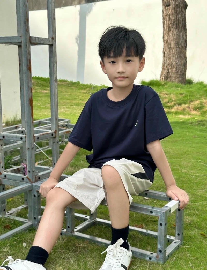 ảnh bé trai đáng yêu cute