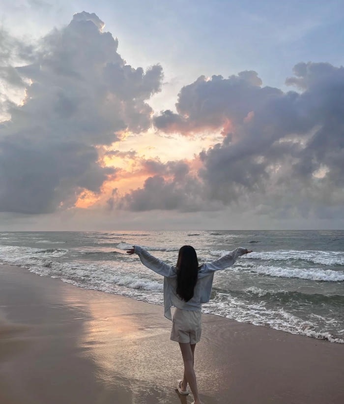ảnh cô gái quay lưng 11