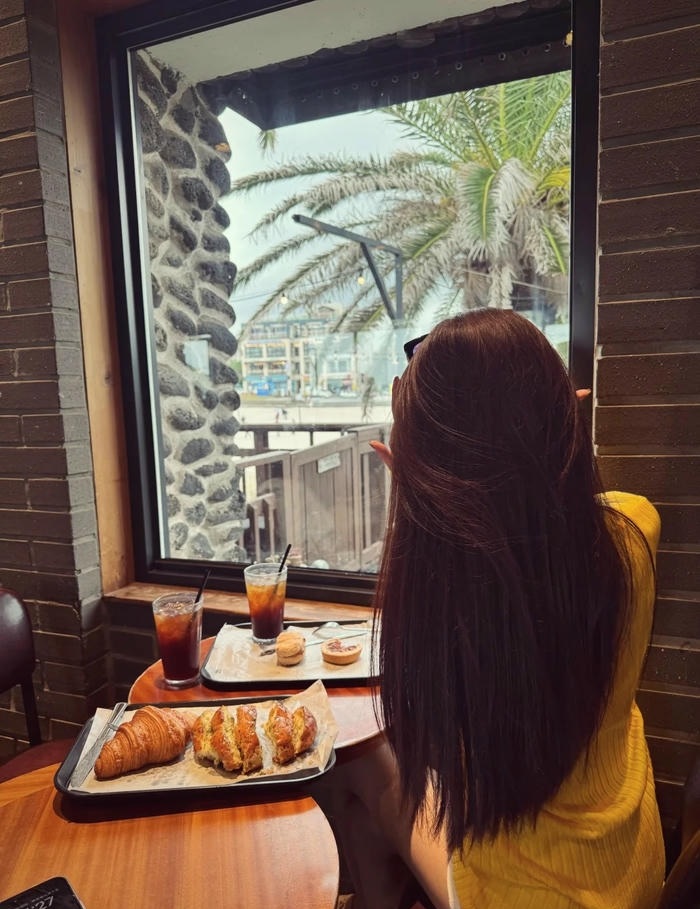 ảnh cô gái quay lưng 15