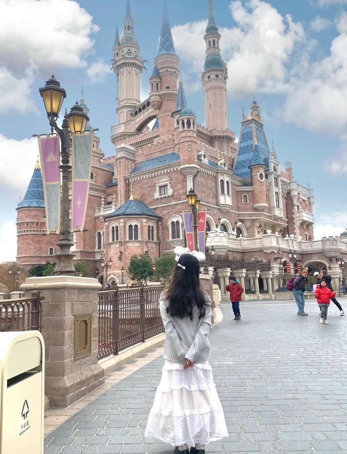 ảnh cô gái quay lưng 7