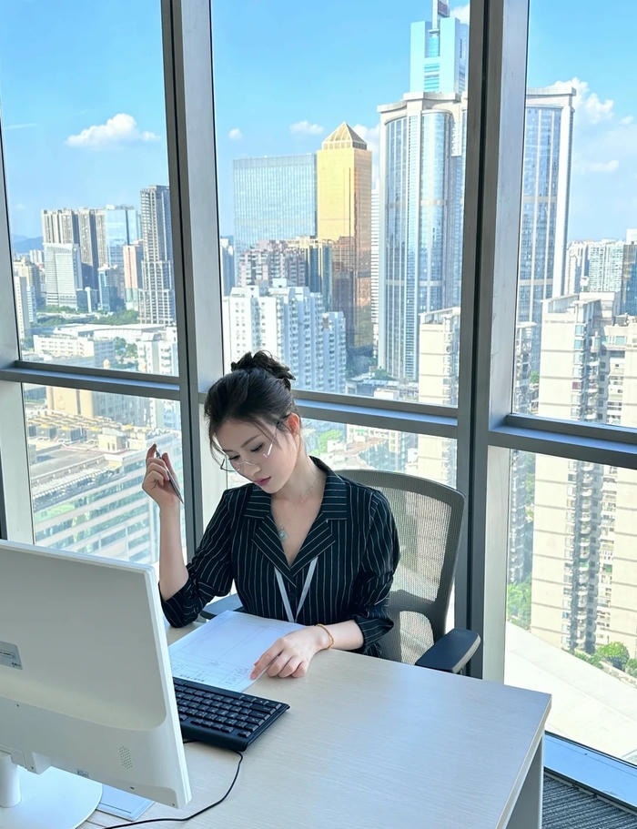 ảnh gái văn phòng