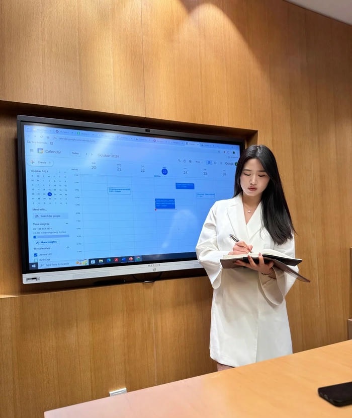 ảnh gái văn phòng 17