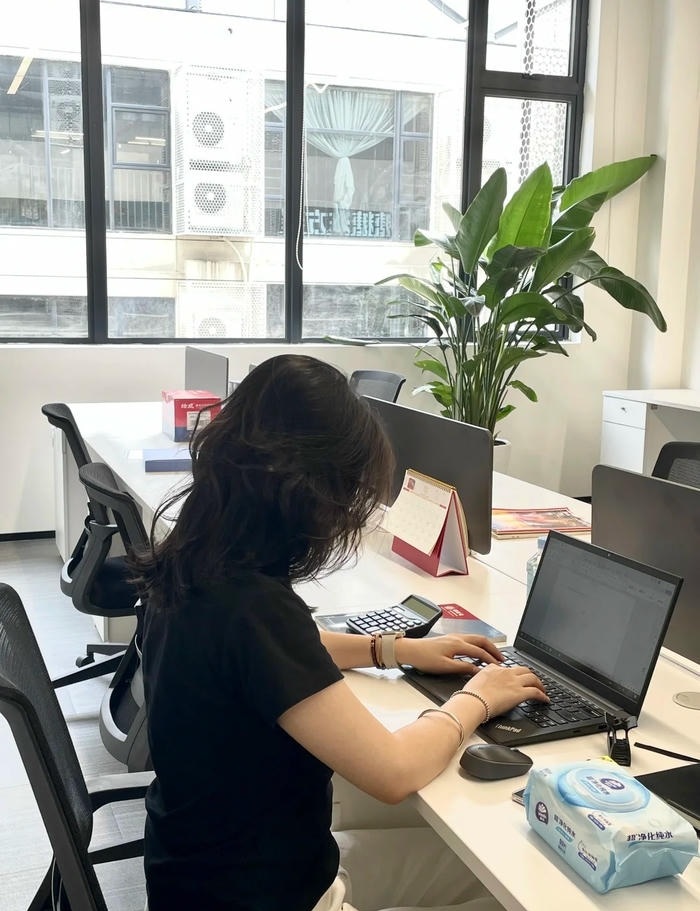 ảnh gái văn phòng 6