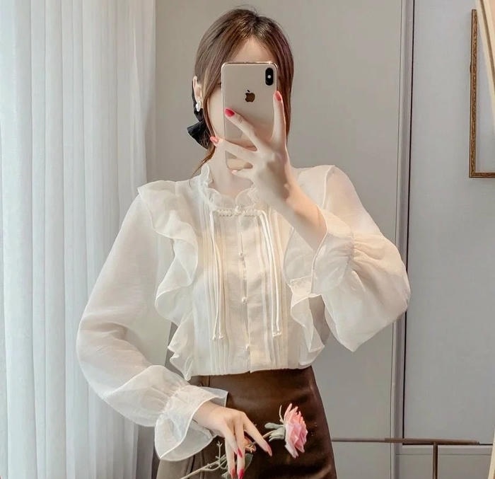 ảnh gái xinh che mặt bằng điện thoại 25
