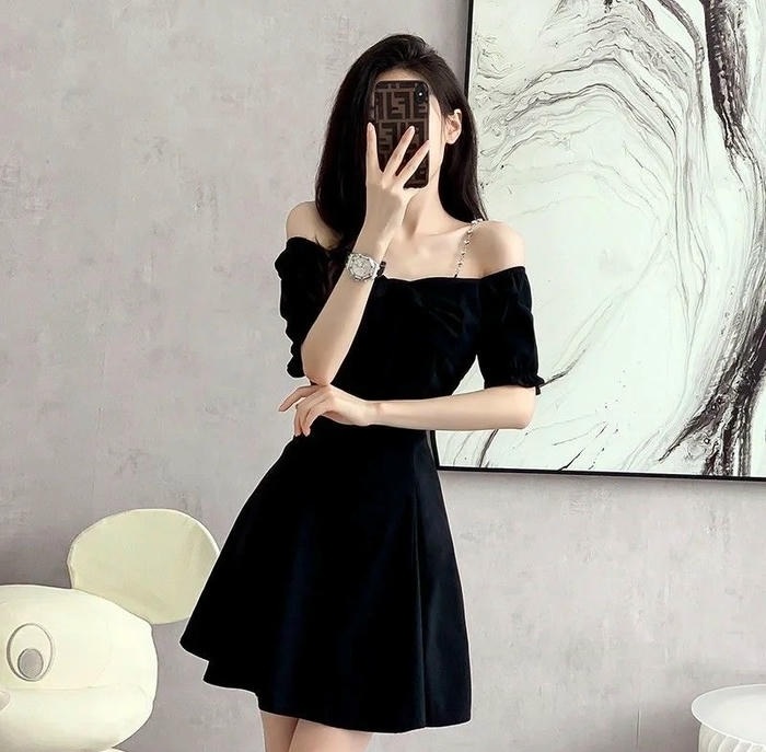 ảnh gái xinh che mặt bằng điện thoại 28