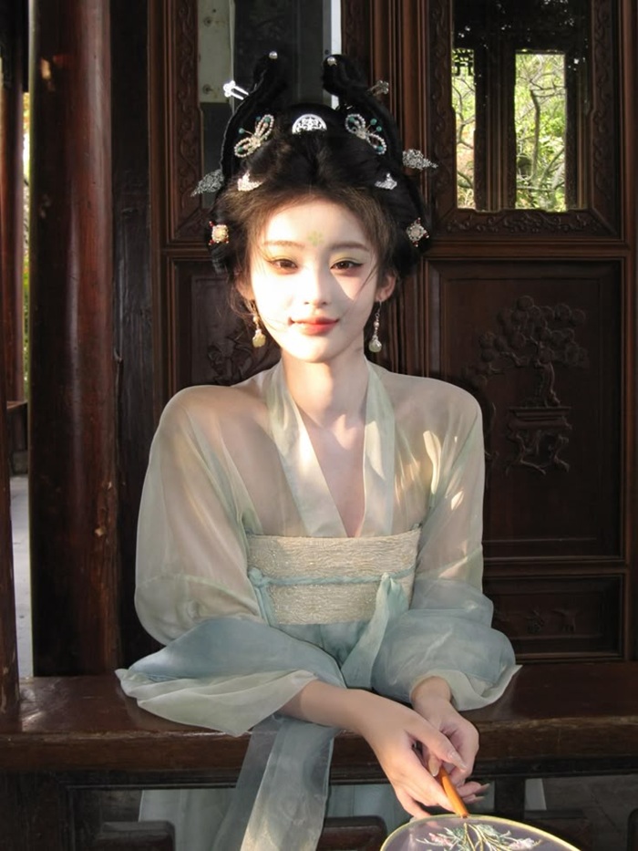 ảnh gái xinh cổ trang 18