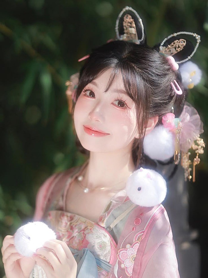 ảnh gái xinh cổ trang 2