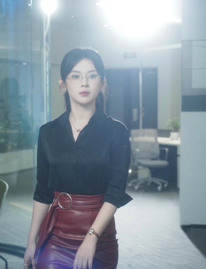ảnh gái xinh công sở 1