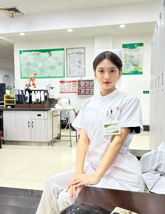 ảnh gái xinh công sở 2