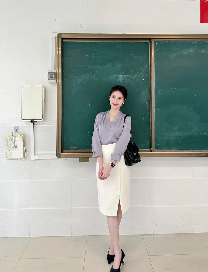 ảnh gái xinh công sở 31